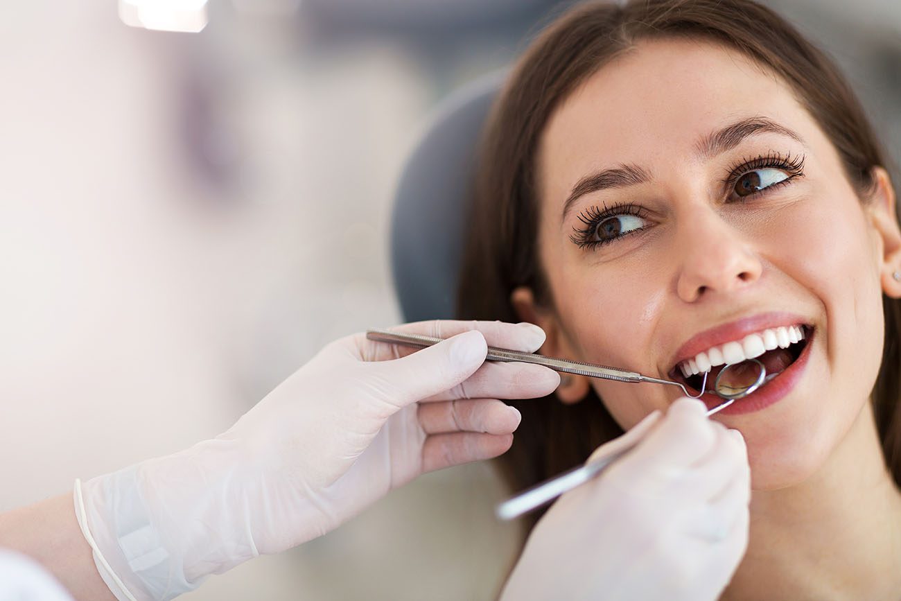 Among these solutions are veneers and dental bonding, both designed to enhance a patient's smile.